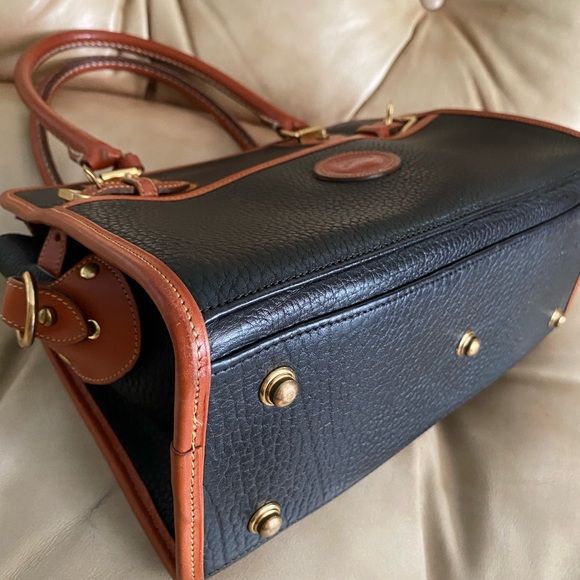 Sale! LKNW Vintage Dooney & Bourke Pebbled Leather Satchel Buckle AWL - Picture 9 of 15